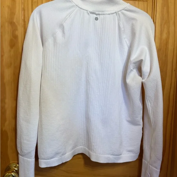 CAlia White Zip-Up Top - Picture 2 of 6